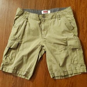 Levi's Husky Men's Tan Cargo Shorts - Size 30W